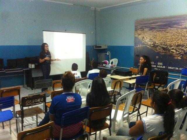 Saúde Ambiental. Plantas Medicinais. Escola Helena Celestino Magalhães. Juazeiro-BA. 19-10-2016