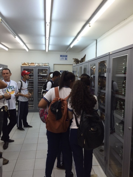 Visita técnica à Embrapa/Semiárido. Escola Jornalista João Ferreira Gomes. Petrolina-PE. 19/05/2017.