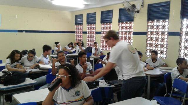 Atividades sobre Energias Renováveis. Escola Adelina Almeida. Petrolina-PE. 07-10-2016