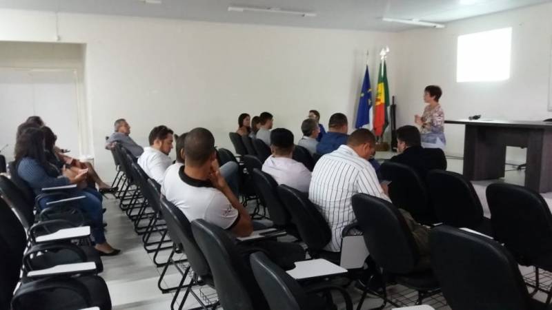 Reunião para desenvolvimento da Coleta Seletiva no município de Petrolina-PE. 26/02/2019.