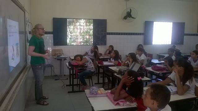 Atividades de Saúde Ambiental. Escola Prof Simão Amorim Durando. 18-04-2016