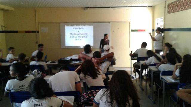 Atividades de Saúde Ambiental. Escola Adelina Almeida. Petrolina-PE. 07-10-2016