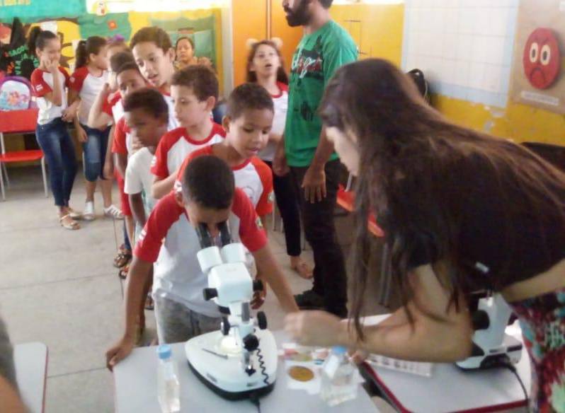 Atividade Saúde Ambiental. Escola Nossa Senhora das Grotas. Juazeiro-BA. 31/10/2019.