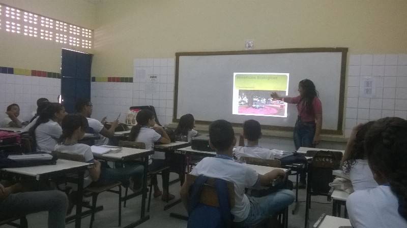 Atividade sobre arborização - Escola Professor Simão Amorim Durando - Petrolina-PE - 27 e 28.08.15