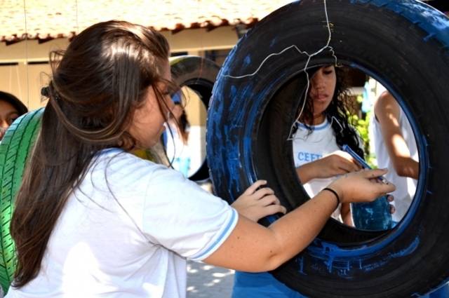 50 alunos da CETI Professor Raldir Cavalcante Bastos, em Teresina-PI, foram mobilizados com as ações práticas de Arte Ambiental