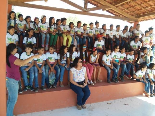 Visita ao Zoo mobilizou 110 alunos das Escola Luiza de Castro Ferreira e Silva (Petrolina), Escola Municipal Professora Maria Odete Sampaio Gomes (Petrolina) e APAE (Juazeiro).