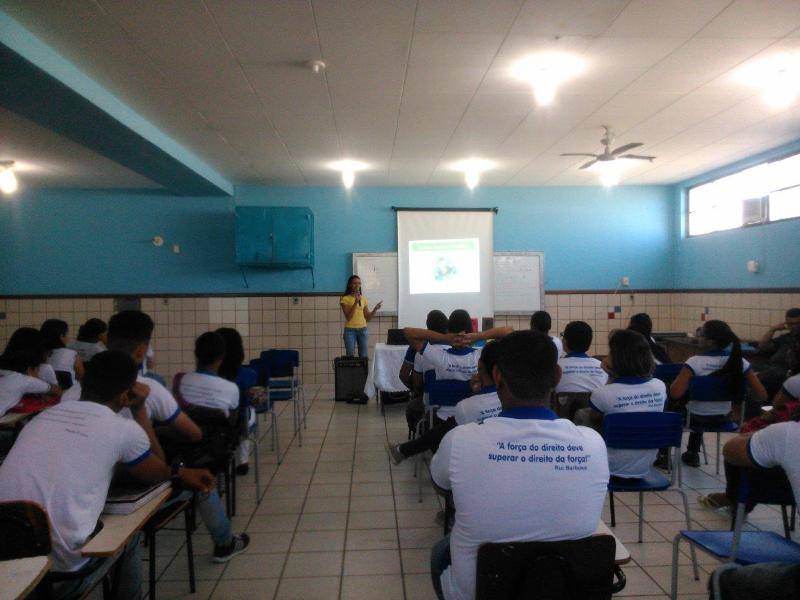 PEV realiza minicursos preparatórios para a Feira de Ciências - Colégio Estadual Rui Barbosa - Juazeiro-BA - 31.08 a 04.09.15