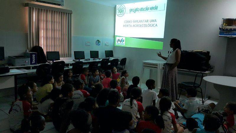 Atividade sobre horta sustentável - Escola Joca de Souza Oliveira - Juazeiro-BA - 18.11.15