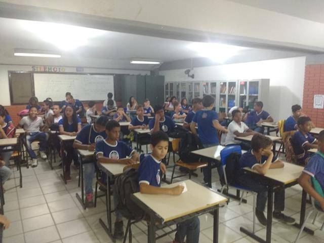 Atividades sobre Recursos Hídricos e Saneamento. Escola Polivalente Américo Tanuri. Juazeiro-BA. 04-11-2016