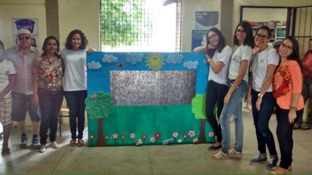 Atividades de Arte Ambiental. Teatro de Fantoches. Escola São José. Petrolina-PE. 21-10-2016