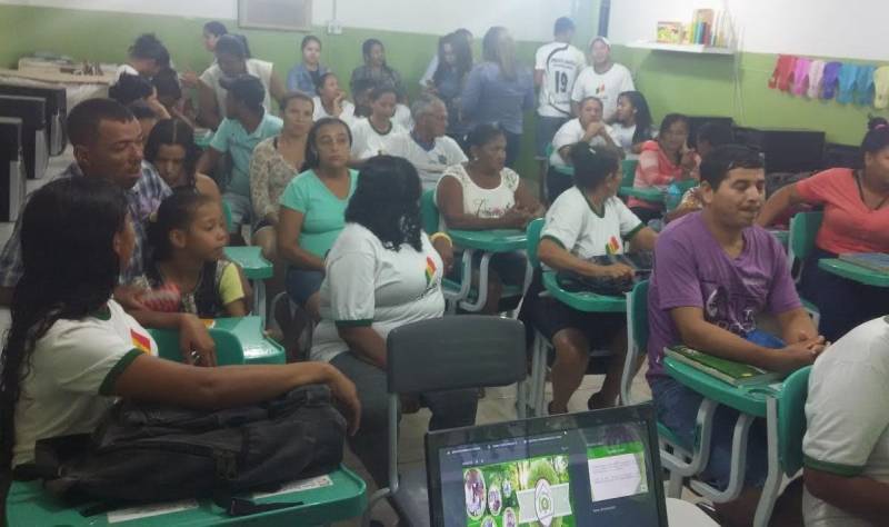 Atividades de Coleta Seletiva. Escola Luiz de Souza. Petrolina-PE. 14/06/2017.