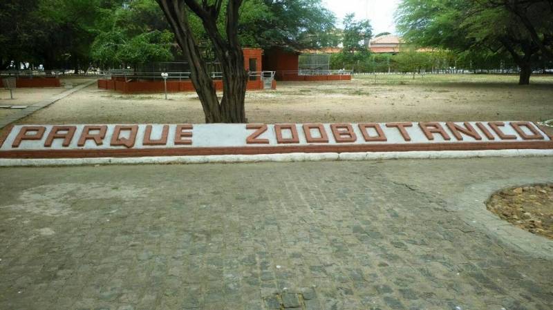 Visita Técnica ao Parque Zoobotânico. Escola Artur Oliveira. Juazeiro-BA. 16/06/2017.