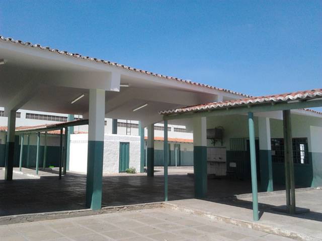  Escola Municipal Eliete Araújo